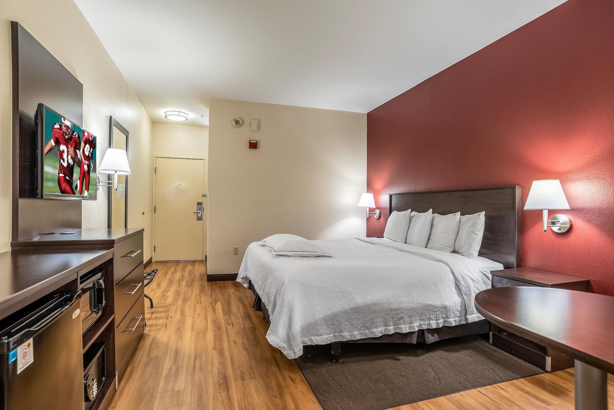 Red Roof Inn Plus + Phoenix West Ngoại thất bức ảnh