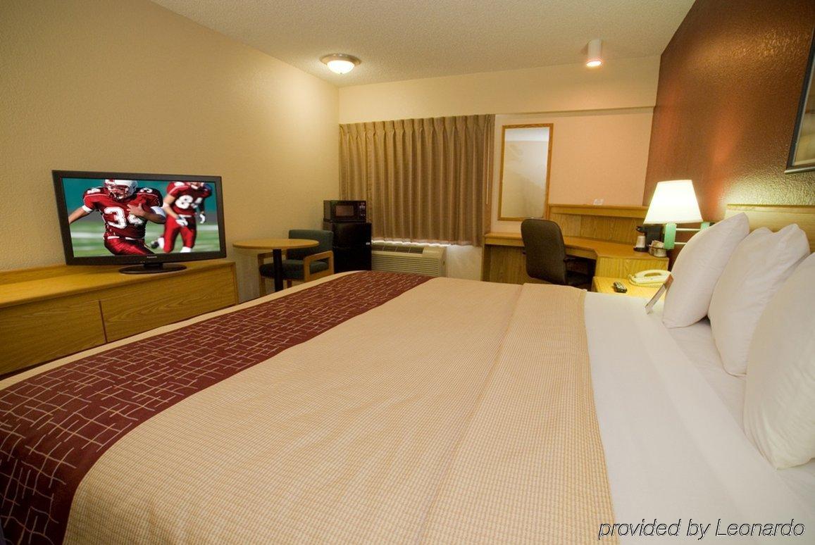 Red Roof Inn Plus + Phoenix West Ngoại thất bức ảnh