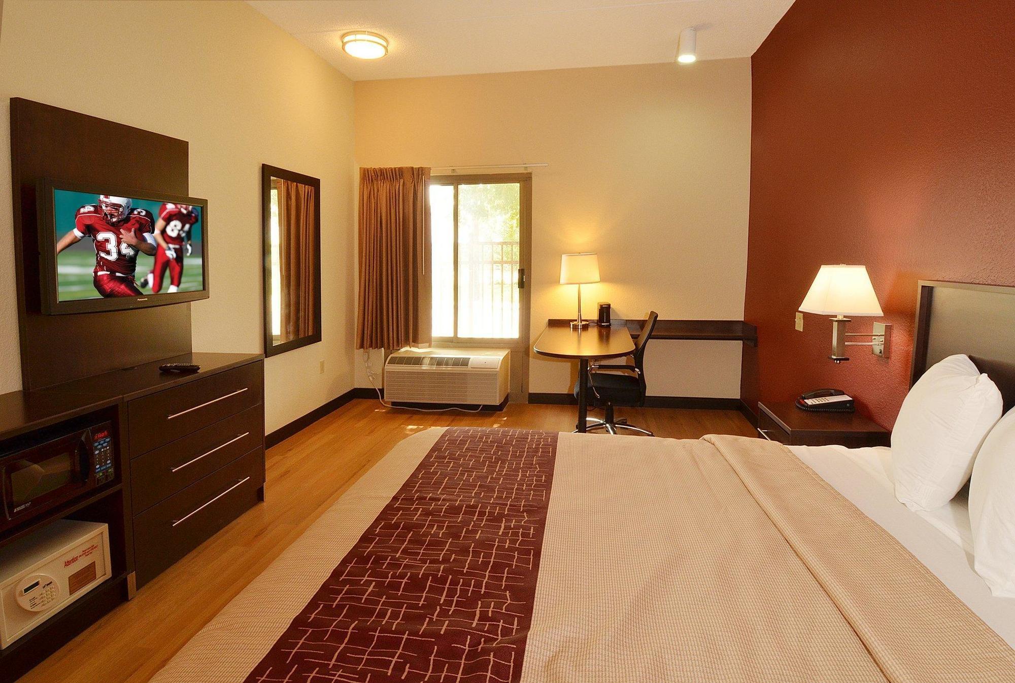 Red Roof Inn Plus + Phoenix West Ngoại thất bức ảnh