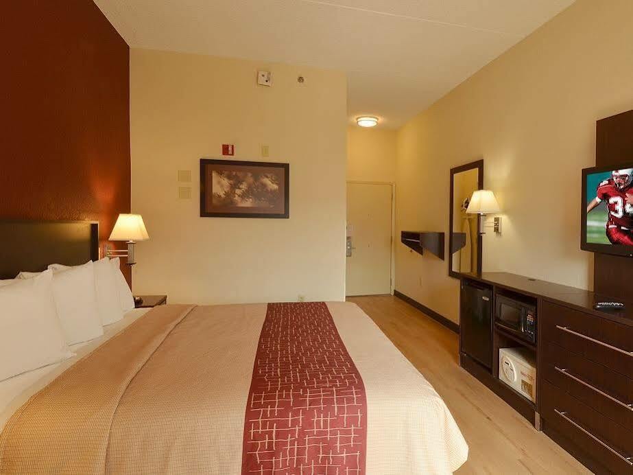 Red Roof Inn Plus + Phoenix West Ngoại thất bức ảnh